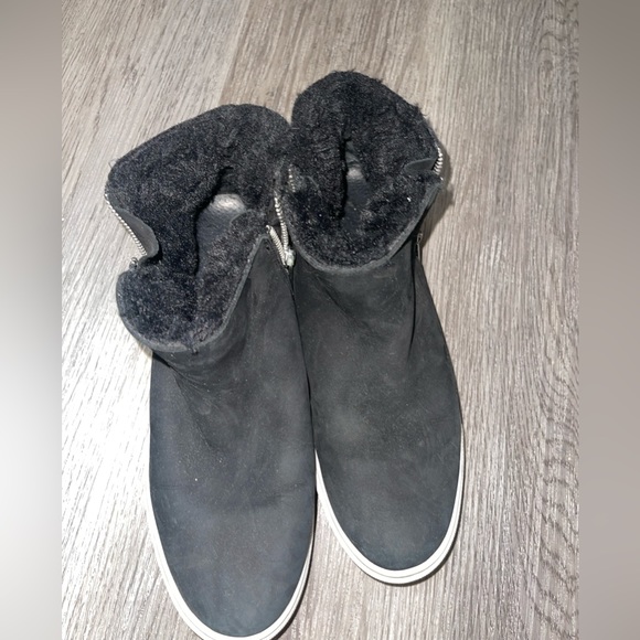 JSlide black waterproof booties size 9 - Picture 5 of 6